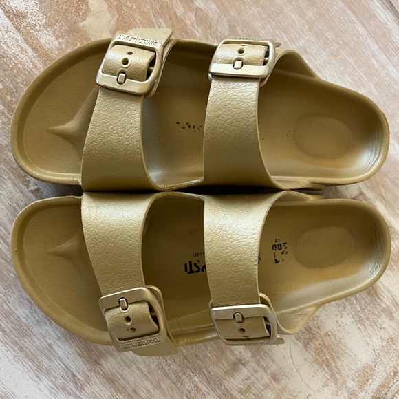 Birkenstock Gold Sandal - Picture 3 of 9